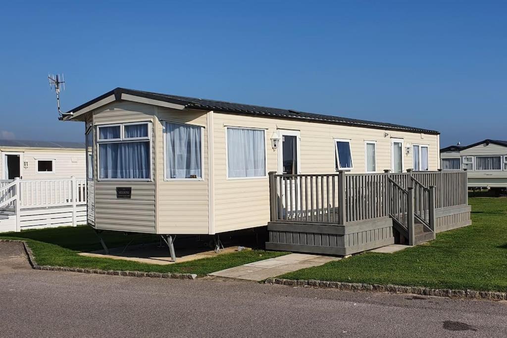 Carnaby Holiday Caravan, West Sands, Selsey Exteriör bild
